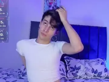 Chaturbate Live Sex of axxxel_twink