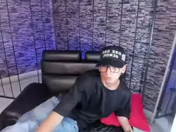 Chaturbate Live Sex of torn_boy