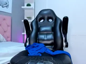 Chaturbate Nude Webcam of alex_pierce_