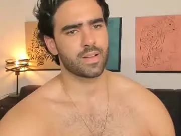 Chaturbate Live Sex Cam of bradleymartin7