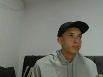 Chaturbate Live Porn of jake_shadow14