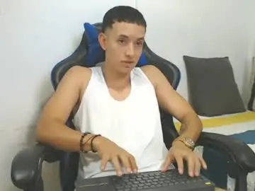 Chaturbate Nude Webcam of jake_shadow14