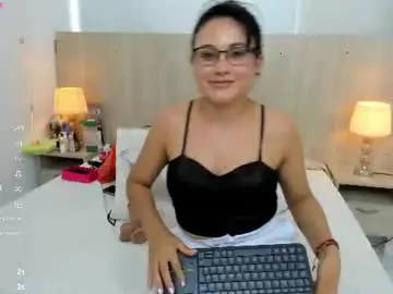 Chaturbate Live Porn of mia_mercier