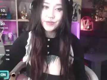 Chaturbate Nude Webcam of chloe_crystall_killer