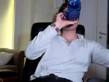 Chaturbate Best live sex cam show of maxkaiden