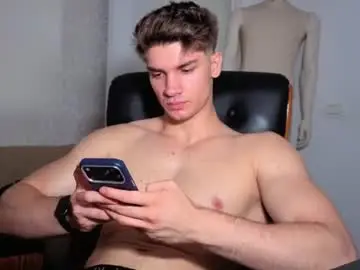 Chaturbate Live Porn of maxkaiden