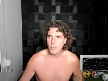 Chaturbate Live Porn of joaquin420_hot
