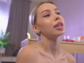 Chaturbate Live Sex Cam of jjennnyy