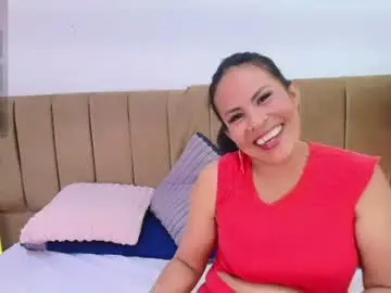 Chaturbate Sex Chat of anthonelaa__
