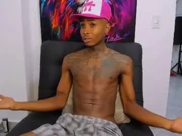 Chaturbate Live Sex Cam of _pantera_09