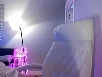 Chaturbate Watch Live Sex Cams of akura_01
