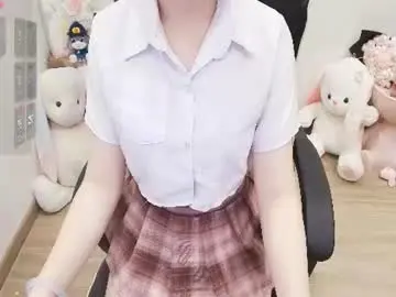 Chaturbate Watch Live Sex Cams of lee_cute18