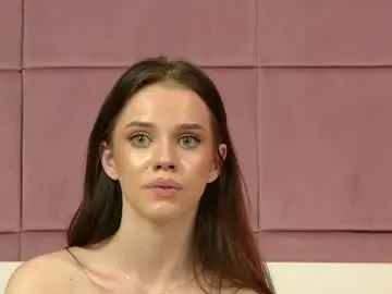 Chaturbate Best live sex cam show of lunnahayes