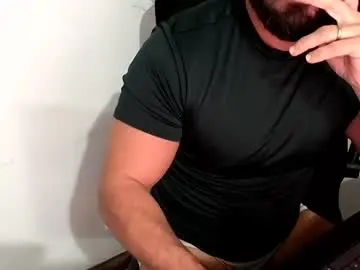 Chaturbate Private Sex Chat of beard_top_guy