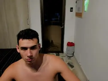 Chaturbate Free Live Porn of travis_bakerr