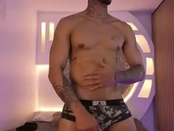 Chaturbate Free Live Porn of alan__rogers