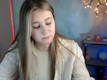 Chaturbate Best live sex cam show of kamilla_love_