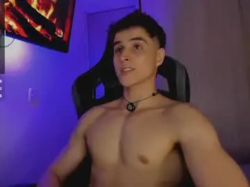 Chaturbate Live Sex Cam of thomklein