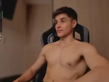 Chaturbate Live Sex Cam of thomklein