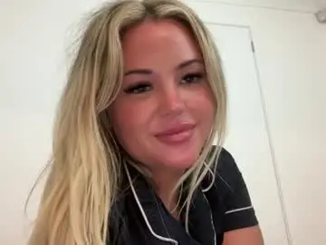 Chaturbate Best live sex cam show of averybabyyx