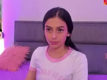 Chaturbate Live Sex Cam of lilith_petit_