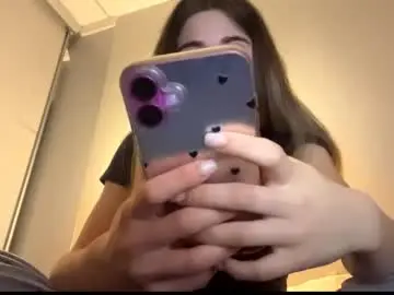 Chaturbate Private Sex Chat of lovelysilk_63