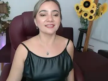 Chaturbate Sex Chat of lilly_milf