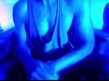 Chaturbate Live Sex Cam of plush73