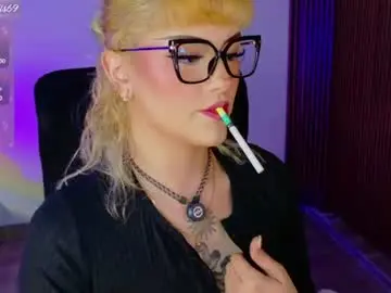 Chaturbate Live Sex Cam of eva_hillss69