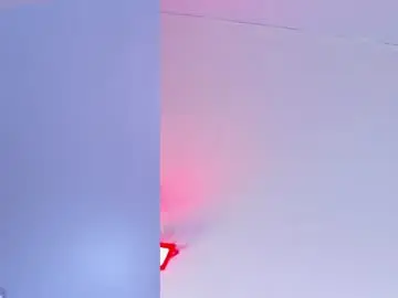 Chaturbate Live Sex Cam of lia_owenss