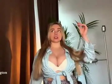 Chaturbate Nude Webcam of tatti_1