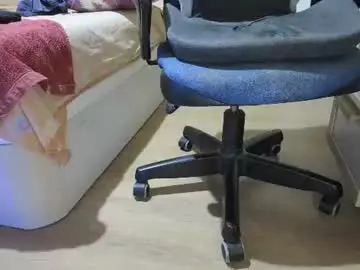 Chaturbate Adult Video Chat of papiloveclit