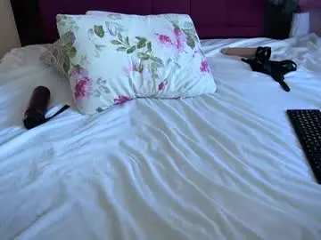 Chaturbate Adult Webcam of holyyy_fuck