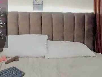 Chaturbate Free Live Porn of bella13_