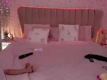 Chaturbate Best live sex cam show of kiraroxx