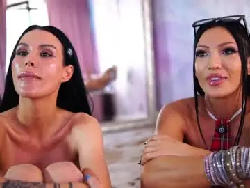 Chaturbate Sex Cam of astridvexxx