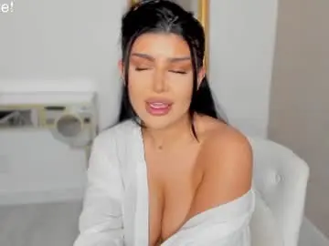 Chaturbate Free Live Porn of moniqueeass