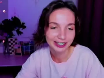 Chaturbate Free Live Porn of kindhazelhere_