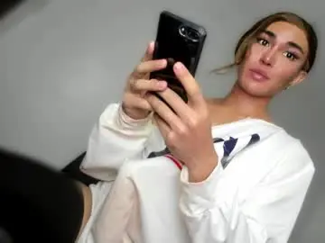 Chaturbate Live Sex of transnextdoor_