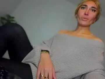 Chaturbate Best live sex cam show of transnextdoor_