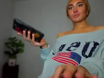 Chaturbate Sex Chat of transnextdoor_