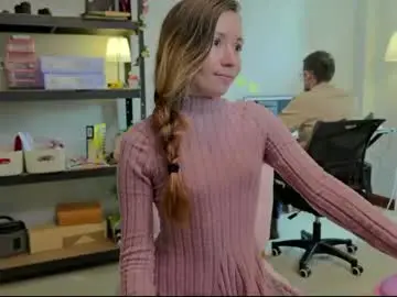 Chaturbate Watch Live Sex Cams of ellcrys
