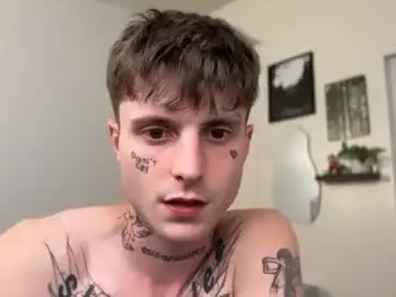 Chaturbate Adult Video Chat of prettyboyszn