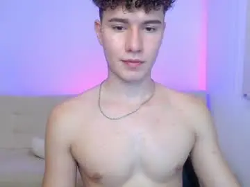 Chaturbate Adult Video Chat of adrian_morelli