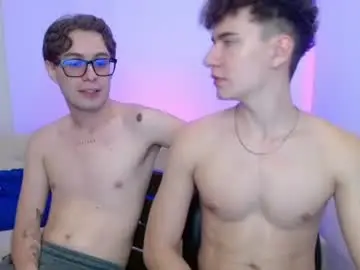 Chaturbate Free Porn Cam of adrian_morelli