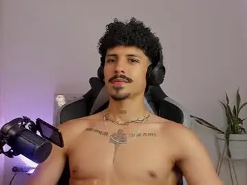 Chaturbate Free Porn Cam of lukeetaylor_