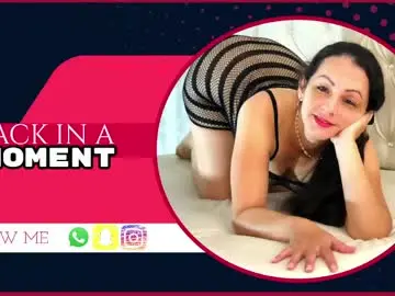 Chaturbate Live Sex Cam of samantrak_love
