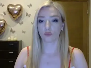 Chaturbate Live Sex Cam of wild_silk_desire