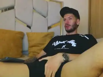 Chaturbate Live Porn of max_tayloor