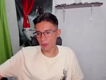 Chaturbate Live Porn of patrick_1_